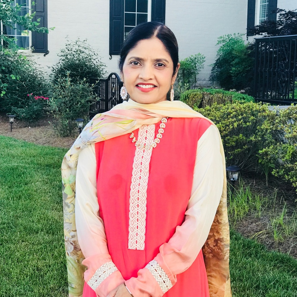 Meet your Posher, Tasnim